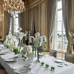 Hotel De Crillon 5*