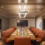 De Crillon Hotel 5*