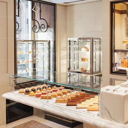 De Crillon Hotel Paris