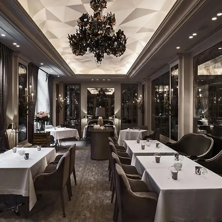 ドゥ クリヨン ホテル