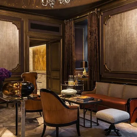 ドゥ クリヨン 5* パリ