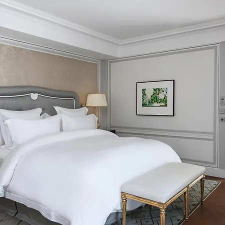 Hotel De Crillon