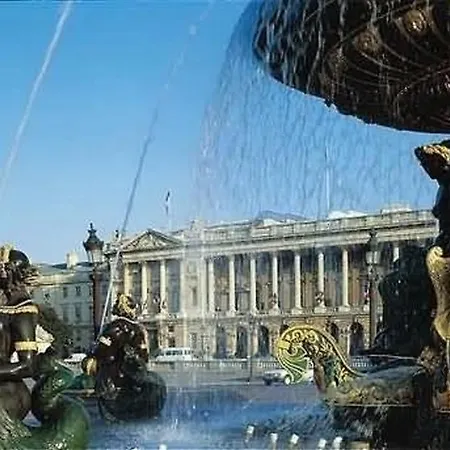 Hotel De Crillon