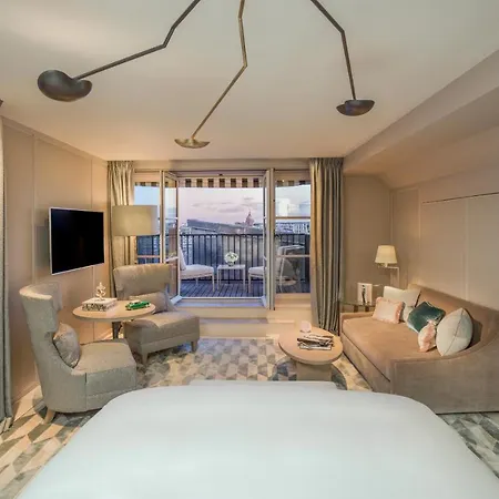 De Crillon 5* Paris