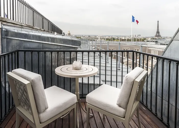 De Crillon Отель 5*