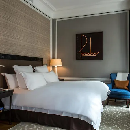 De Crillon Ξενοδοχείο