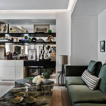 Ξενοδοχείο De Crillon 5*