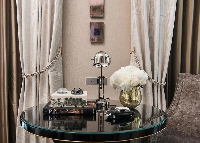 Hotel De Crillon Paris