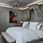 Otel De Crillon