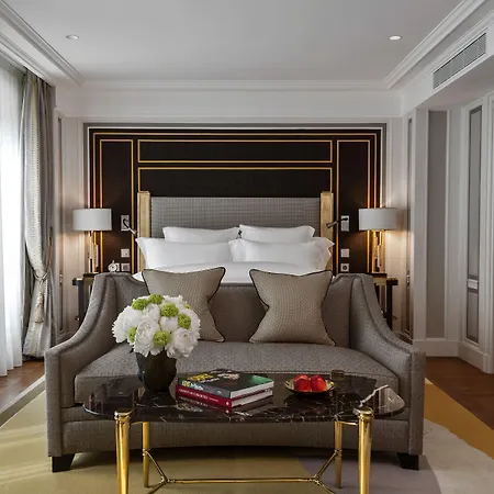 Hotel De Crillon