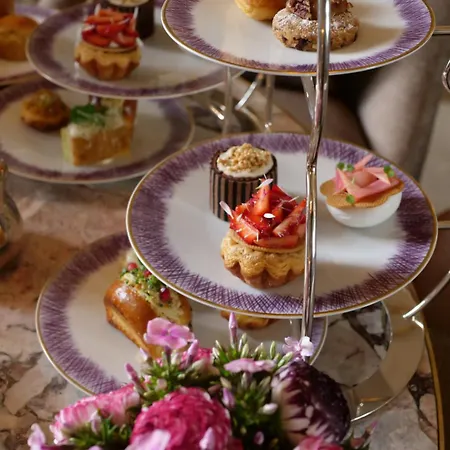 De Crillon Hotel Paris