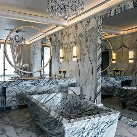 De Crillon